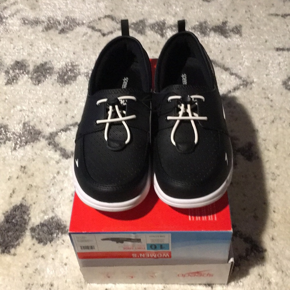 Speedo shoe